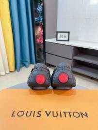 Picture of Louis Vuitton Shoes _SKULVsz38-44mnf070812196